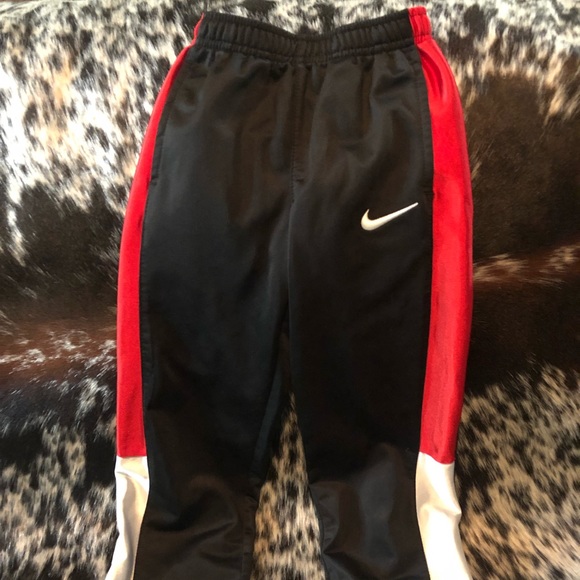Boys Nike athletic pants